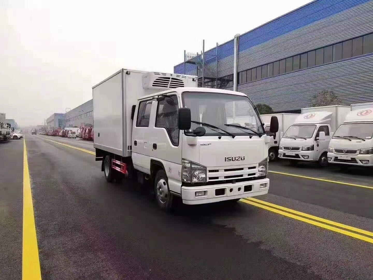 国六庆铃五十铃双排冷藏车