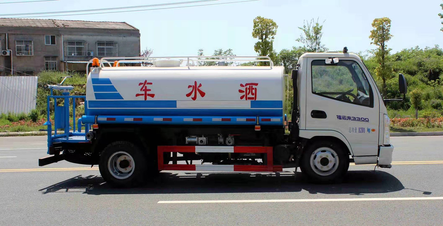 凯马5方洒水车